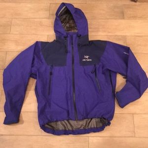 Arc’teryx goretex jacket blue large shell